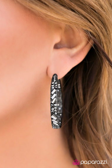 Glitzy-by-Association-Black $5 earrings